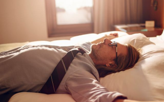 22点和23点睡觉差距到底有多大？别小看这一小时，关乎全身健康【22点和23点睡觉,差距在哪?】