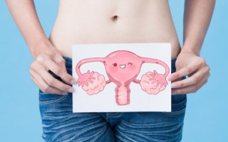 女孩外阴白斑怎么治疗？青春期患者治疗注意事项