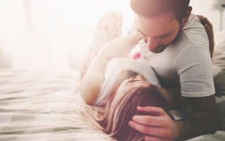 男性为什么喜欢撞击宫颈呢（探讨生理感受与两性差异）