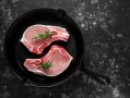 糖醋排骨的做法，营养构成与食用注意事项