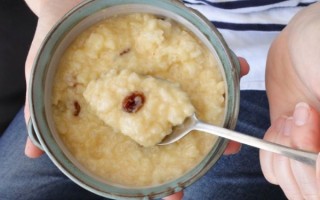 小米粥的正确熬法，养胃易消化的熬煮技巧与营养价值